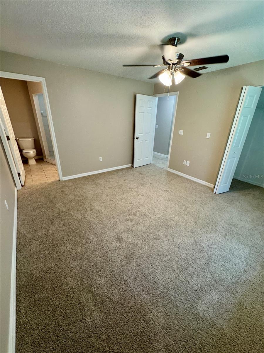 3305 E 38TH AVE — photo 13