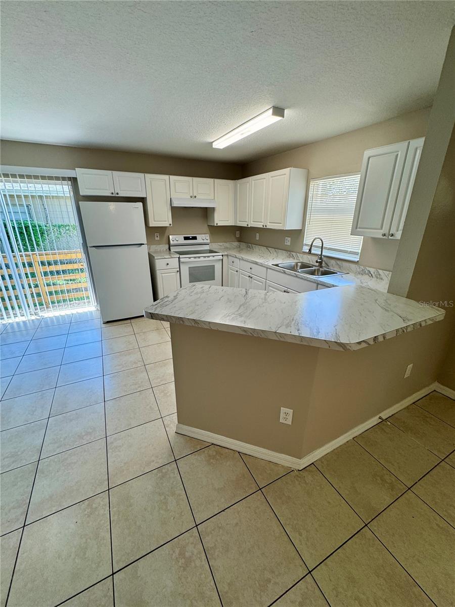 3305 E 38TH AVE — photo 7