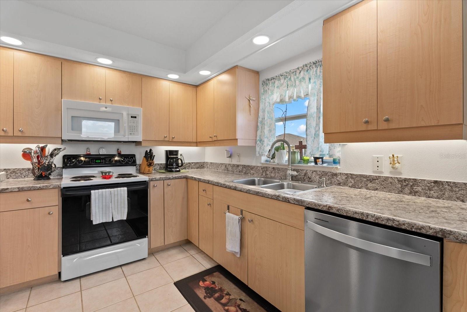 5800 SABAL TRACE DR #502 — photo 15