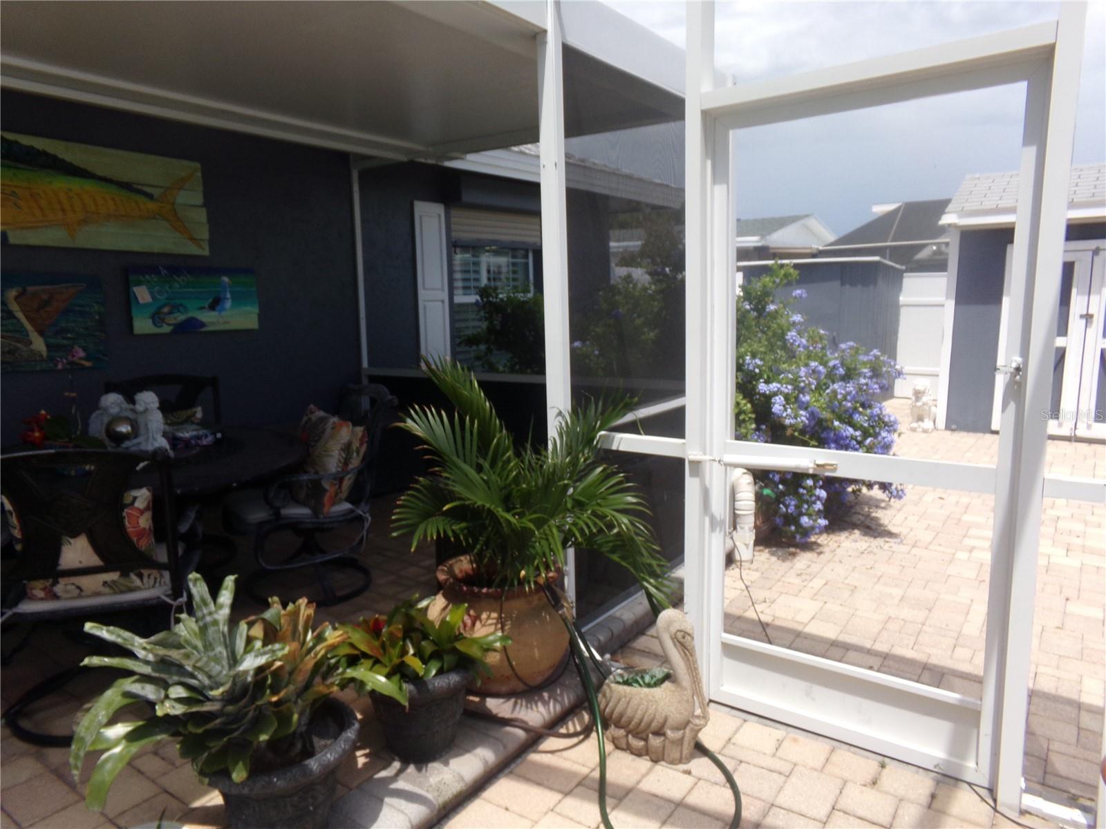 9312 KINGSTON RD — photo 35
