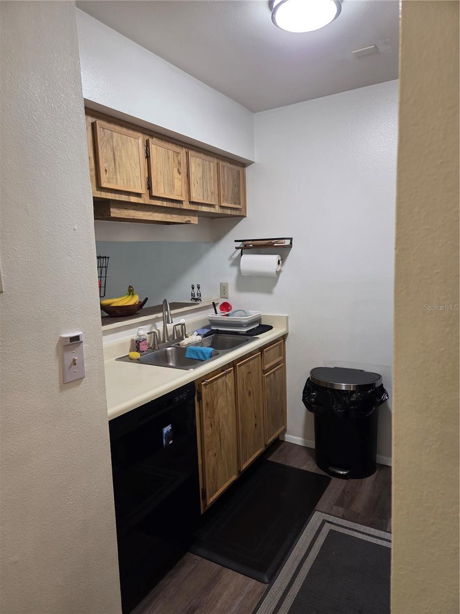 4033 DREAM OAK PL #203 — photo 8