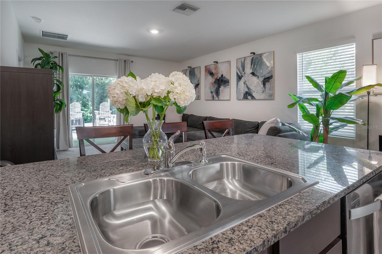 9031 WATER CHESTNUT DR — photo 11