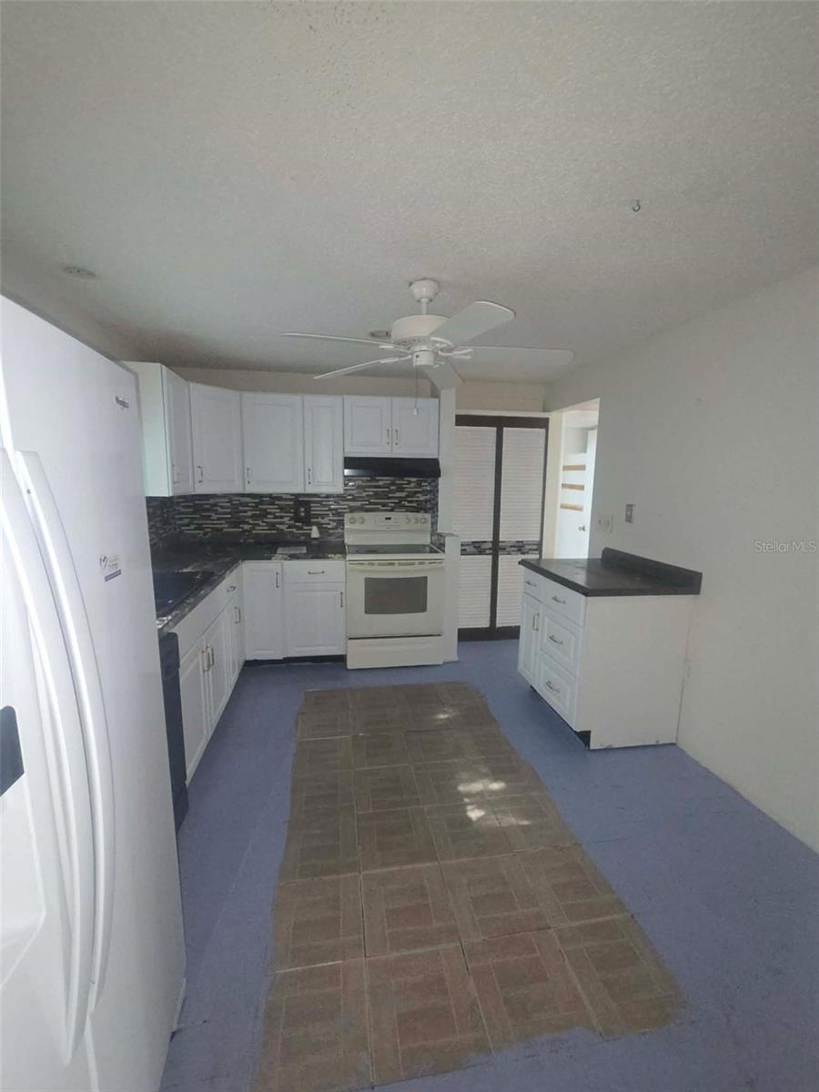 4551 WEBBER ST — photo 6
