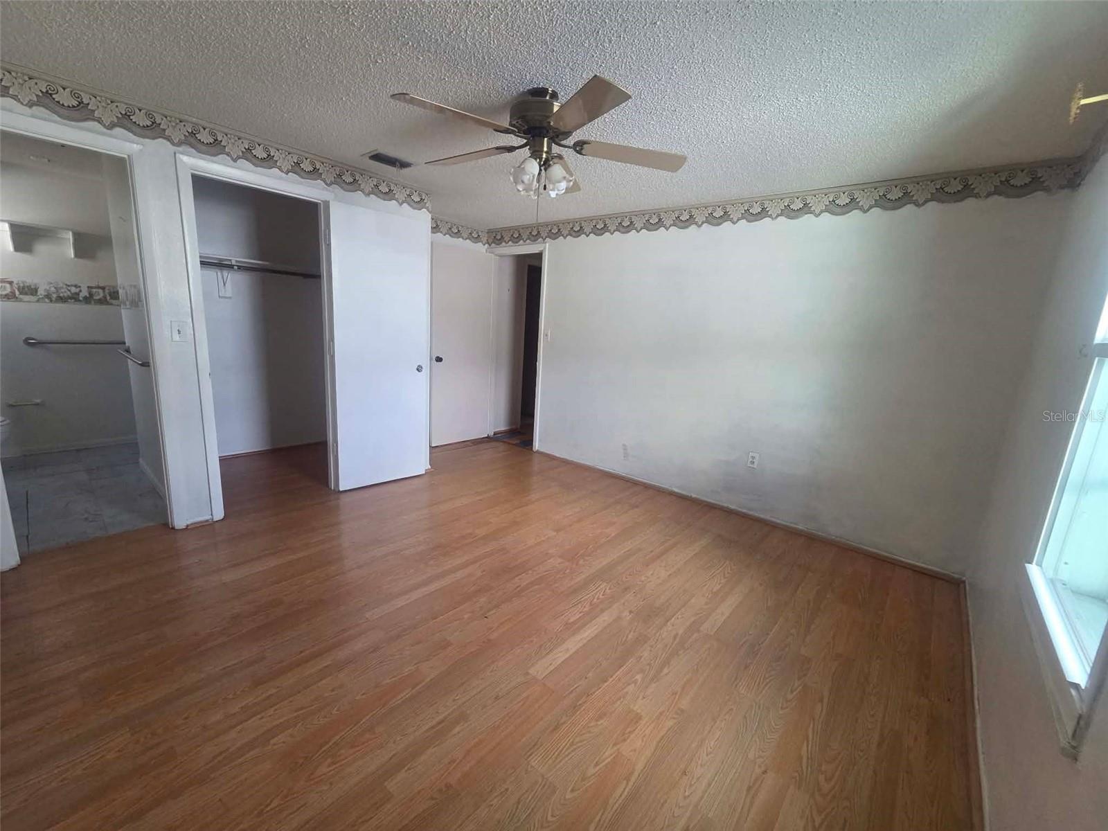 4551 WEBBER ST — photo 8