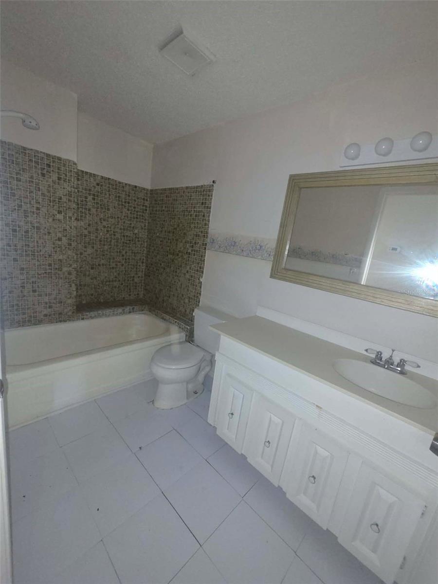 4551 WEBBER ST — photo 14