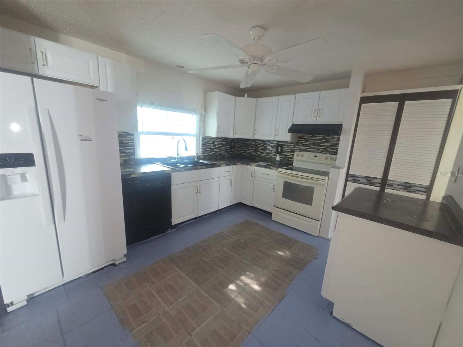 4551 WEBBER ST — photo 5