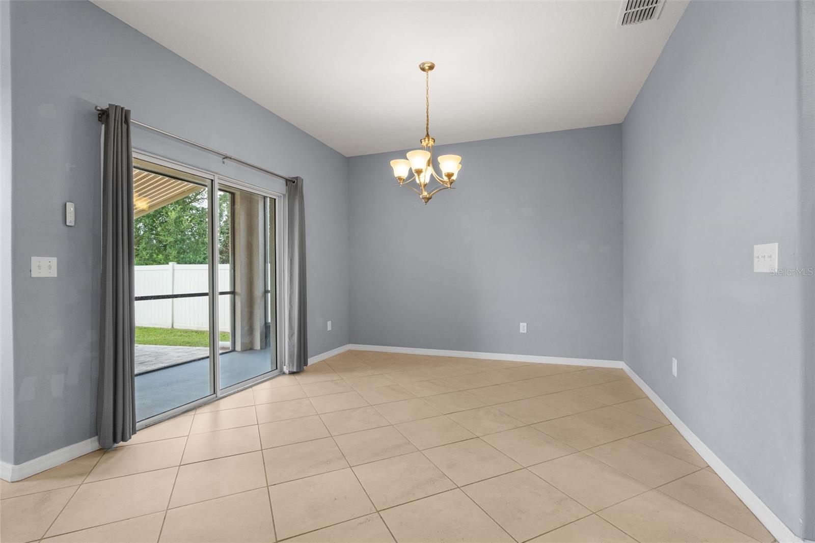 13728 REINDEER CIR — photo 9