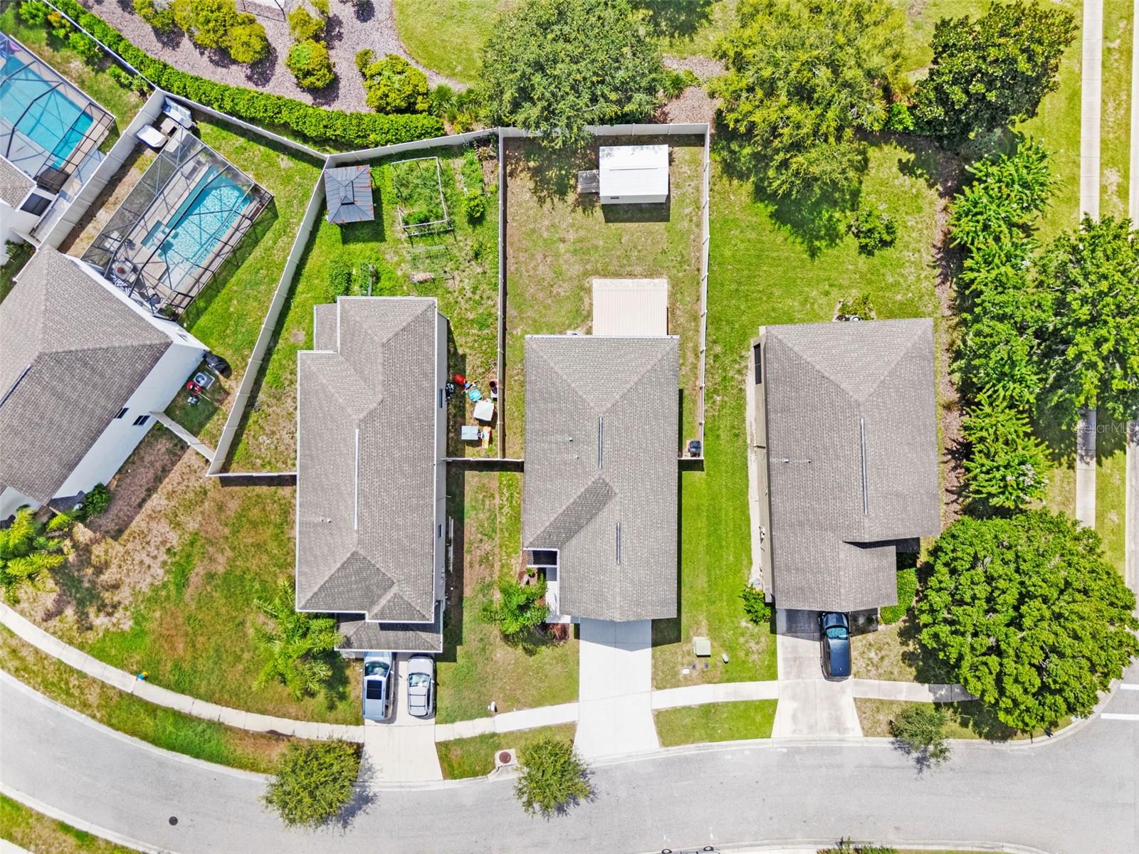 13728 REINDEER CIR — photo 44