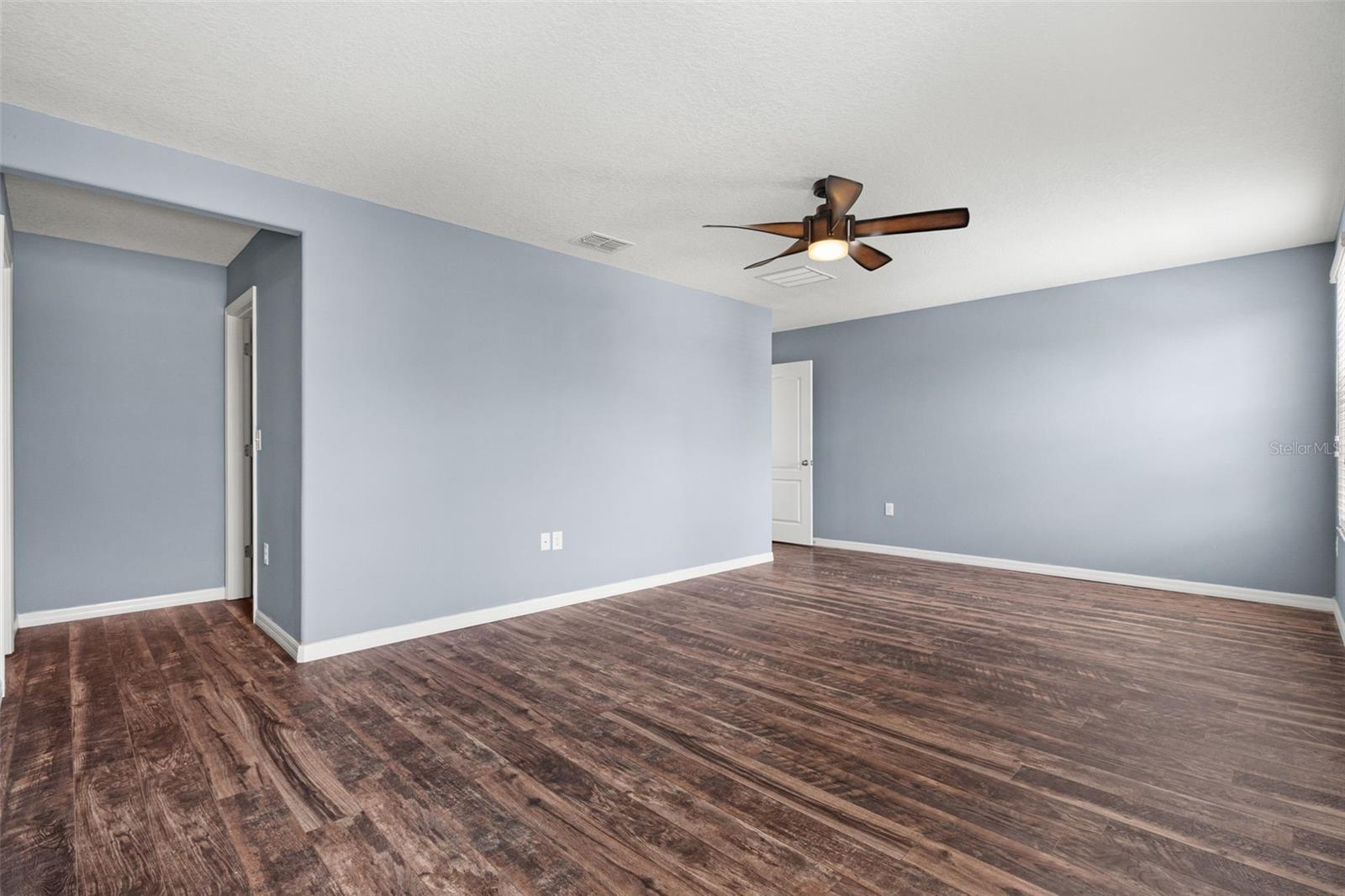 13728 REINDEER CIR — photo 31