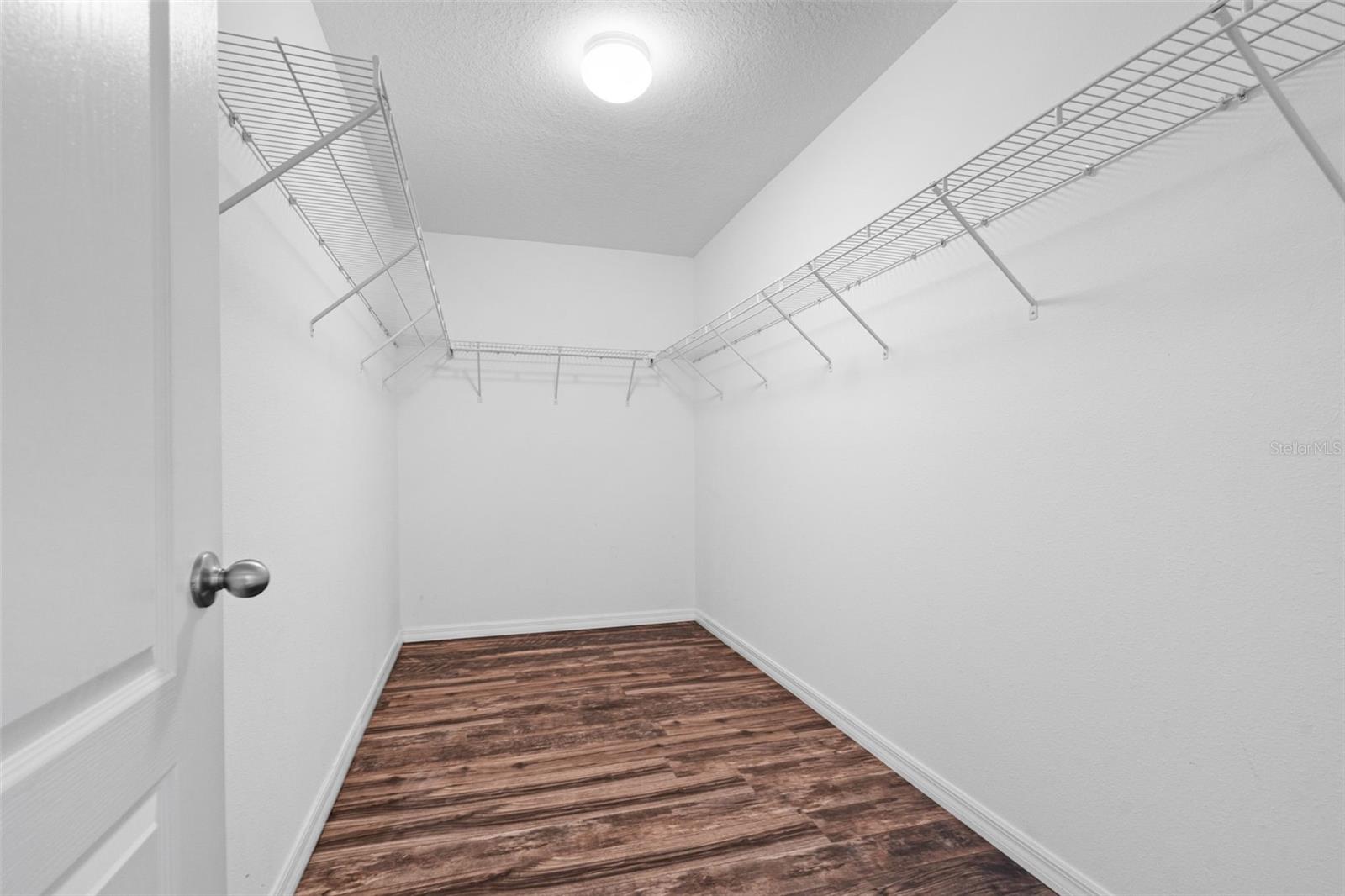 13728 REINDEER CIR — photo 32