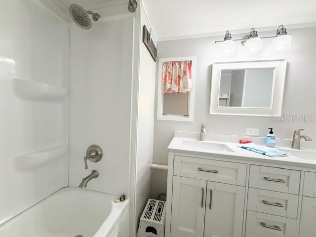 813 S GREEN CIR — photo 13