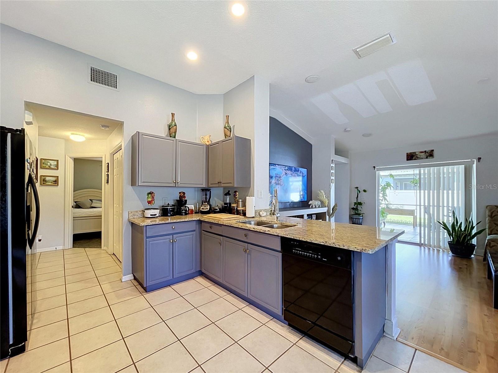 1433 GREELY CT — photo 13