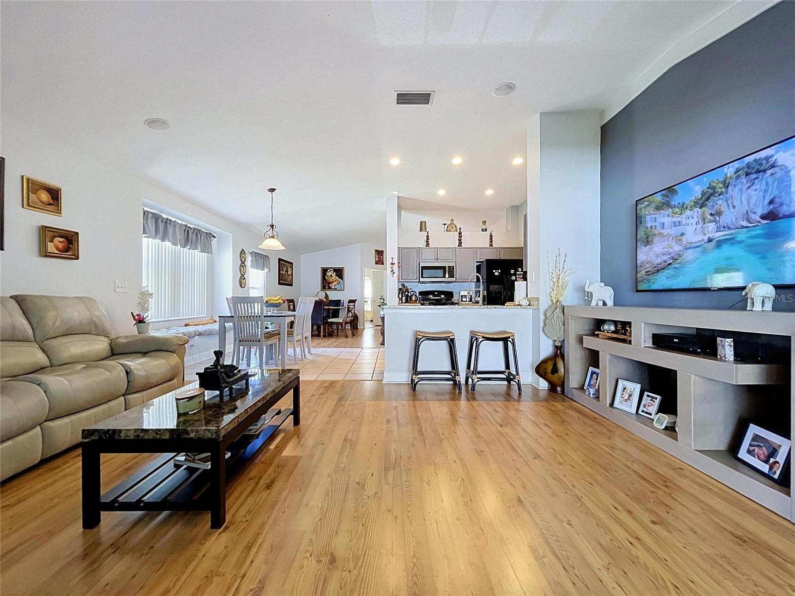 1433 GREELY CT — photo 16