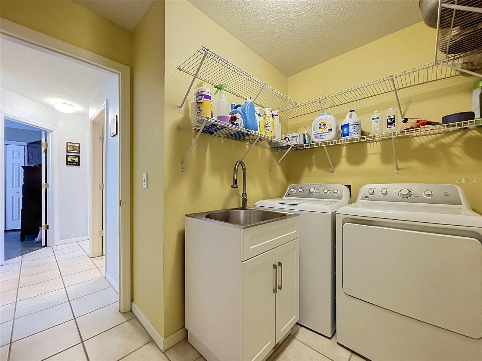 1433 GREELY CT — photo 26