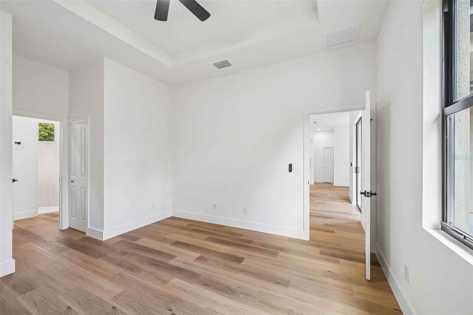 1847 RUSSELLVILLE ST — photo 14
