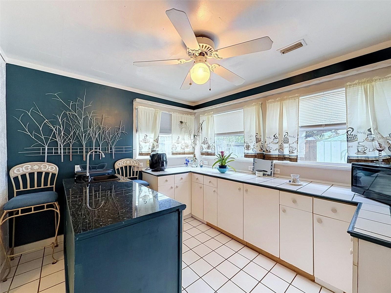 3649 HOLIDAY LAKE DR — photo 15