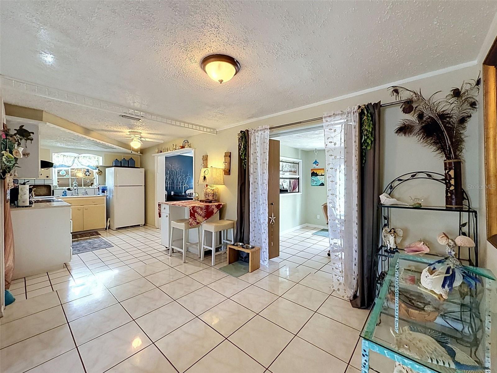 3649 HOLIDAY LAKE DR — photo 6