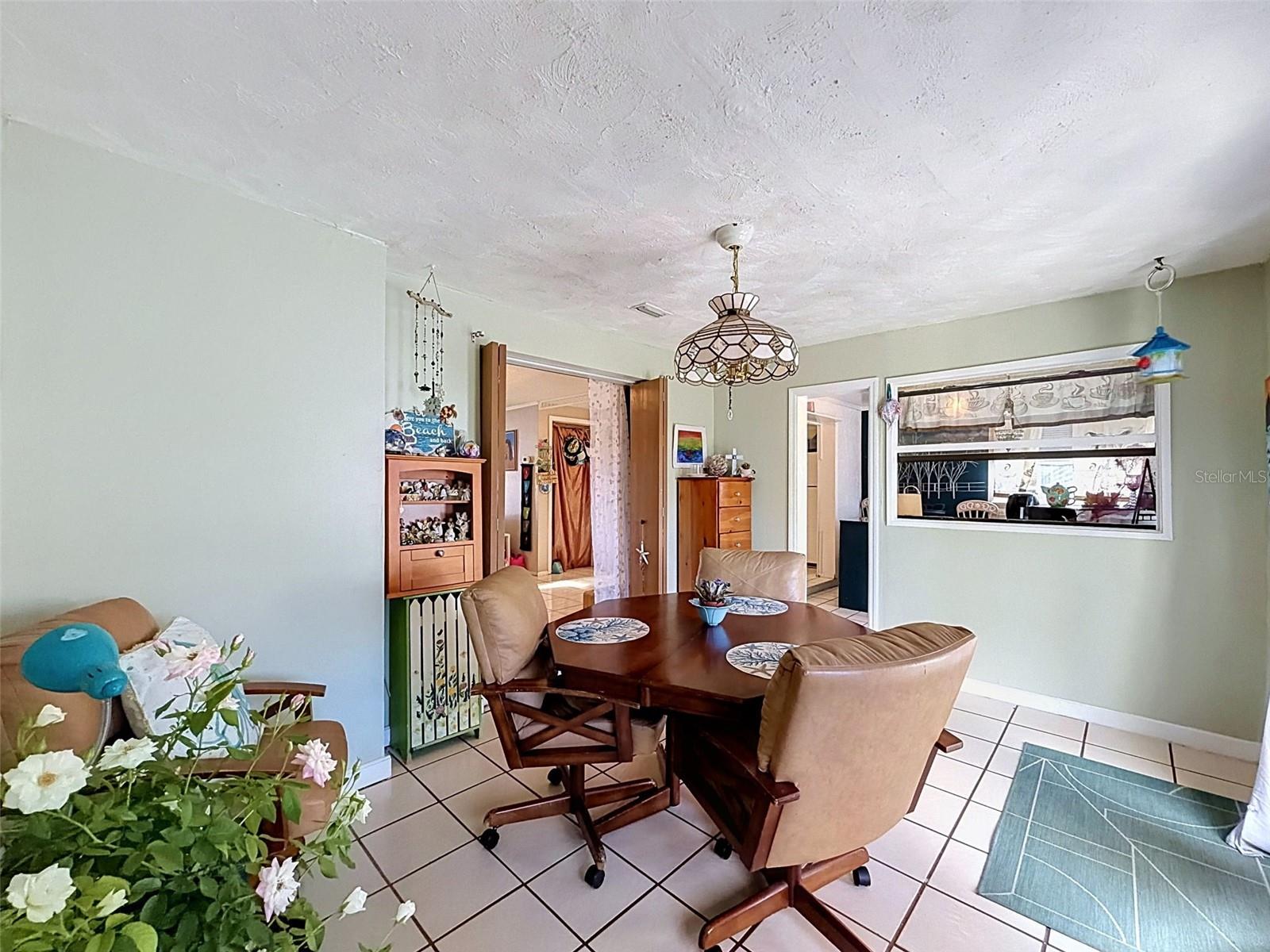 3649 HOLIDAY LAKE DR — photo 33