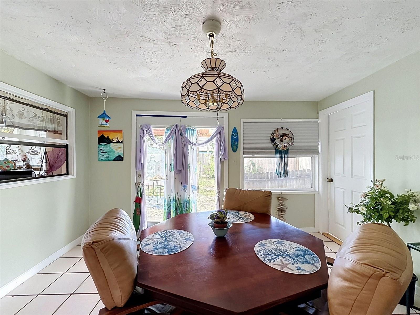 3649 HOLIDAY LAKE DR — photo 38