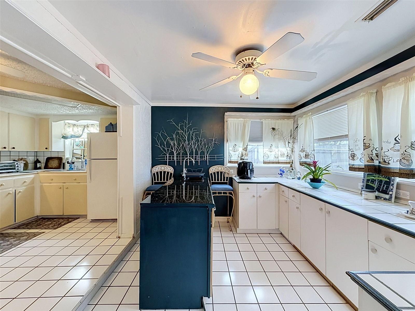 3649 HOLIDAY LAKE DR — photo 21