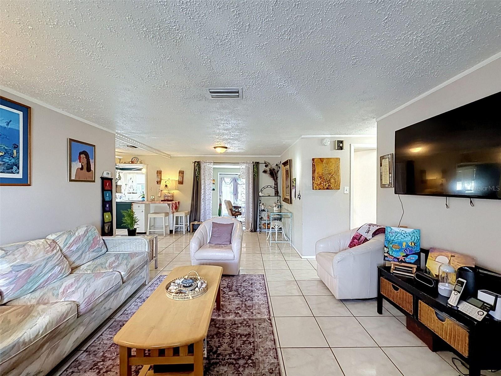 3649 HOLIDAY LAKE DR — photo 2