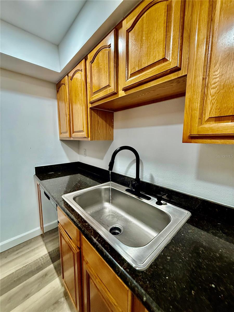 14106 VILLAGE TERRACE DR — photo 5