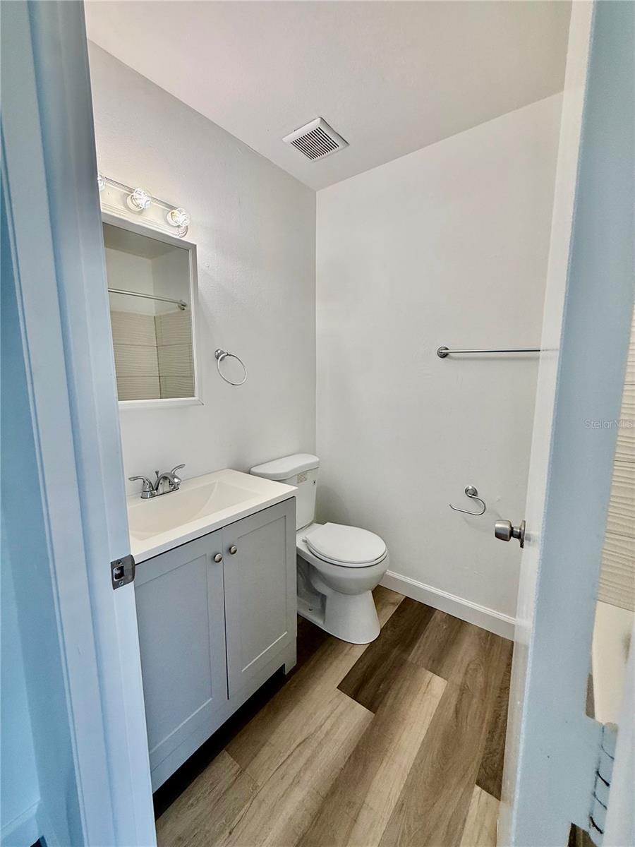 14106 VILLAGE TERRACE DR — photo 30
