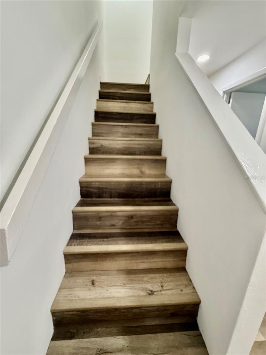 14106 VILLAGE TERRACE DR — photo 39