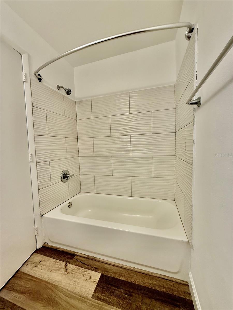 14106 VILLAGE TERRACE DR — photo 37