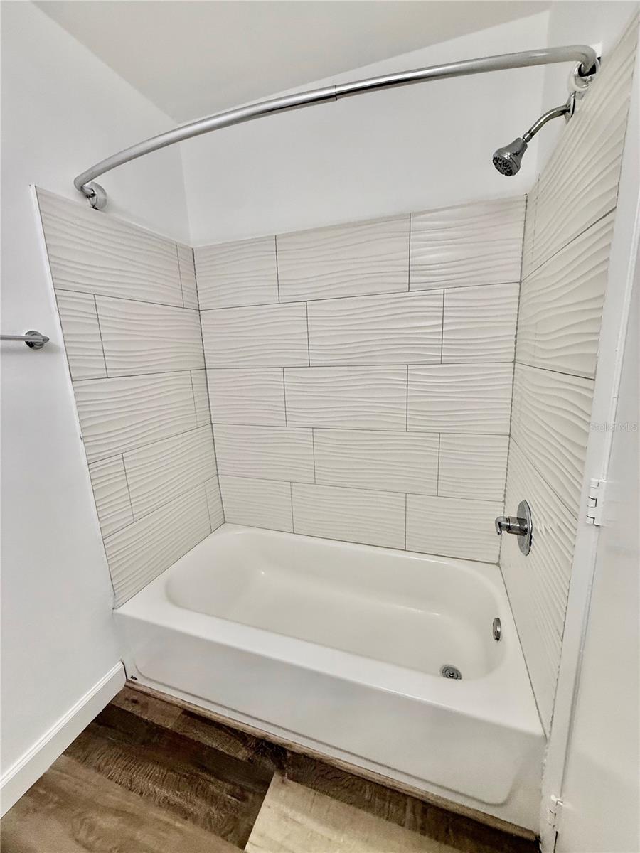 14106 VILLAGE TERRACE DR — photo 31