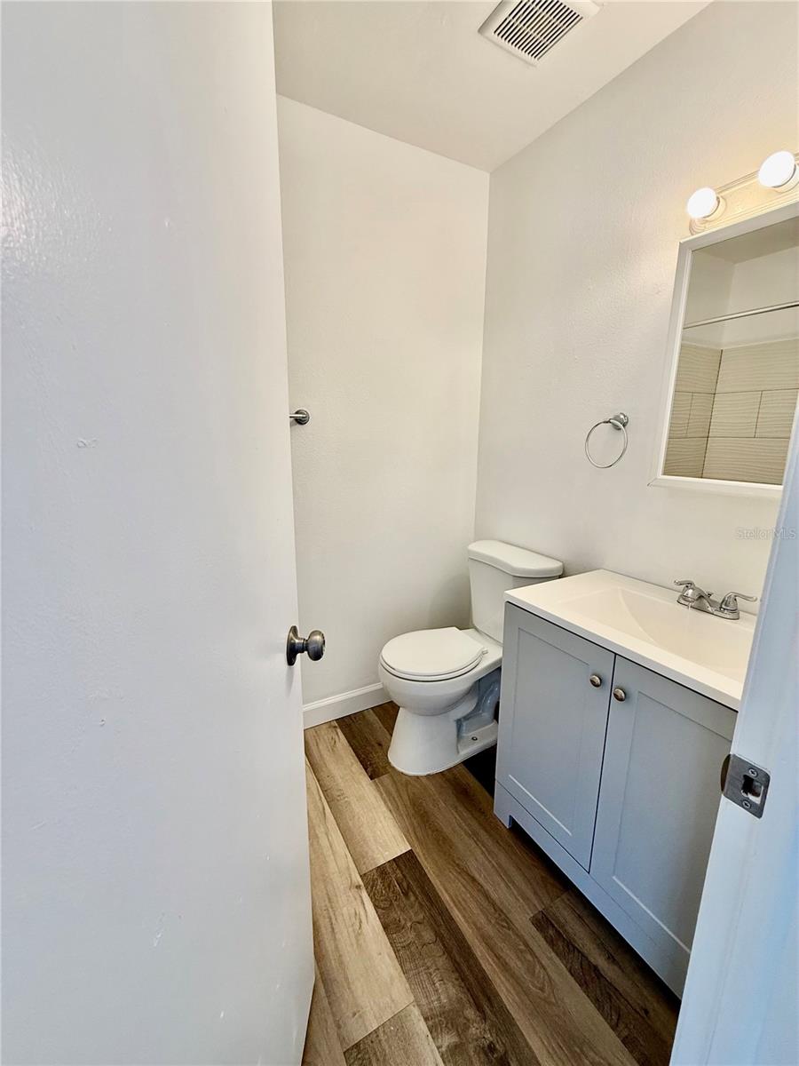 14106 VILLAGE TERRACE DR — photo 17