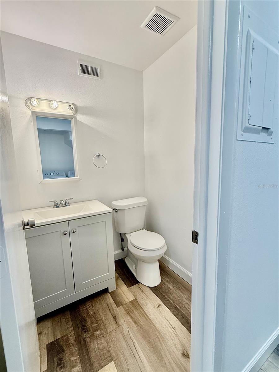 14106 VILLAGE TERRACE DR — photo 22