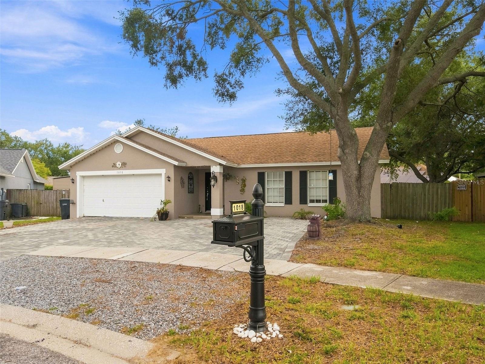 1018 PEACHWOOD DR — photo 3