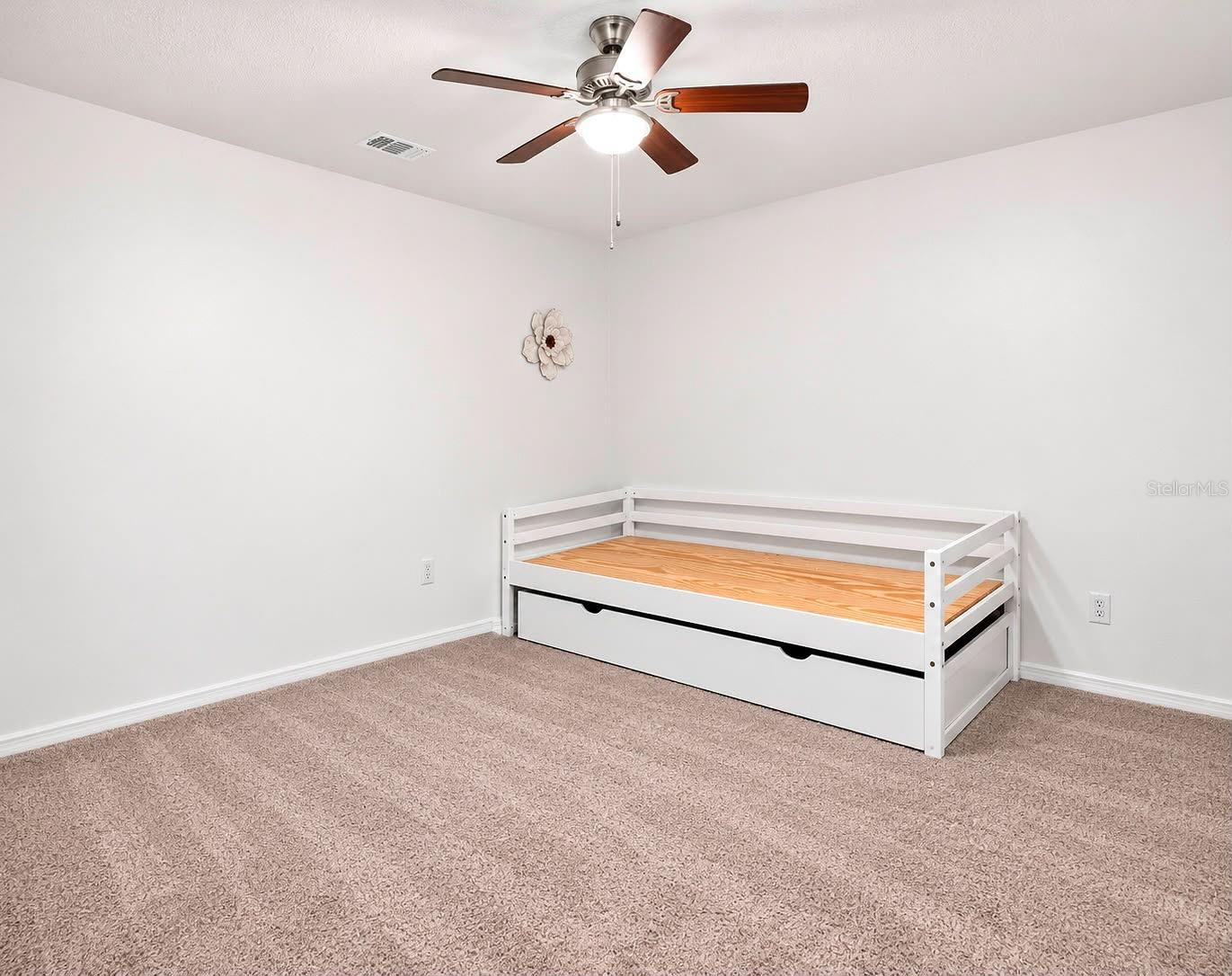 1018 PEACHWOOD DR — photo 18