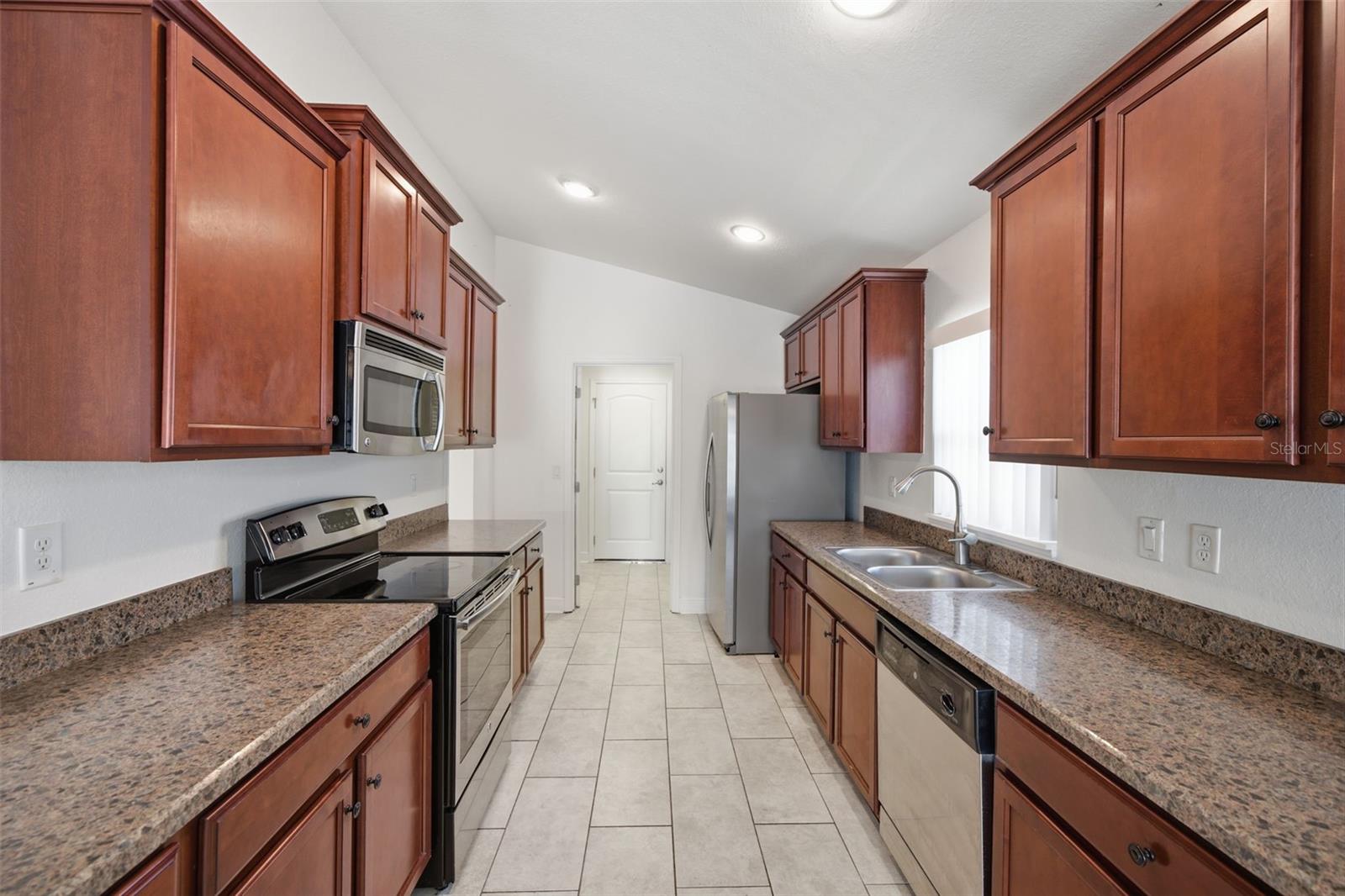 14310 EDINBURGH MOOR DR — photo 7