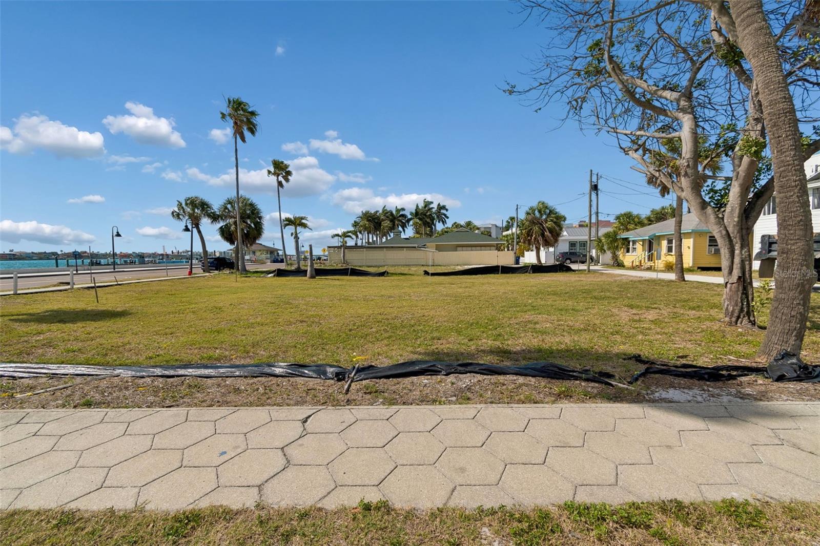 808 PASS A GRILLE WAY — photo 26