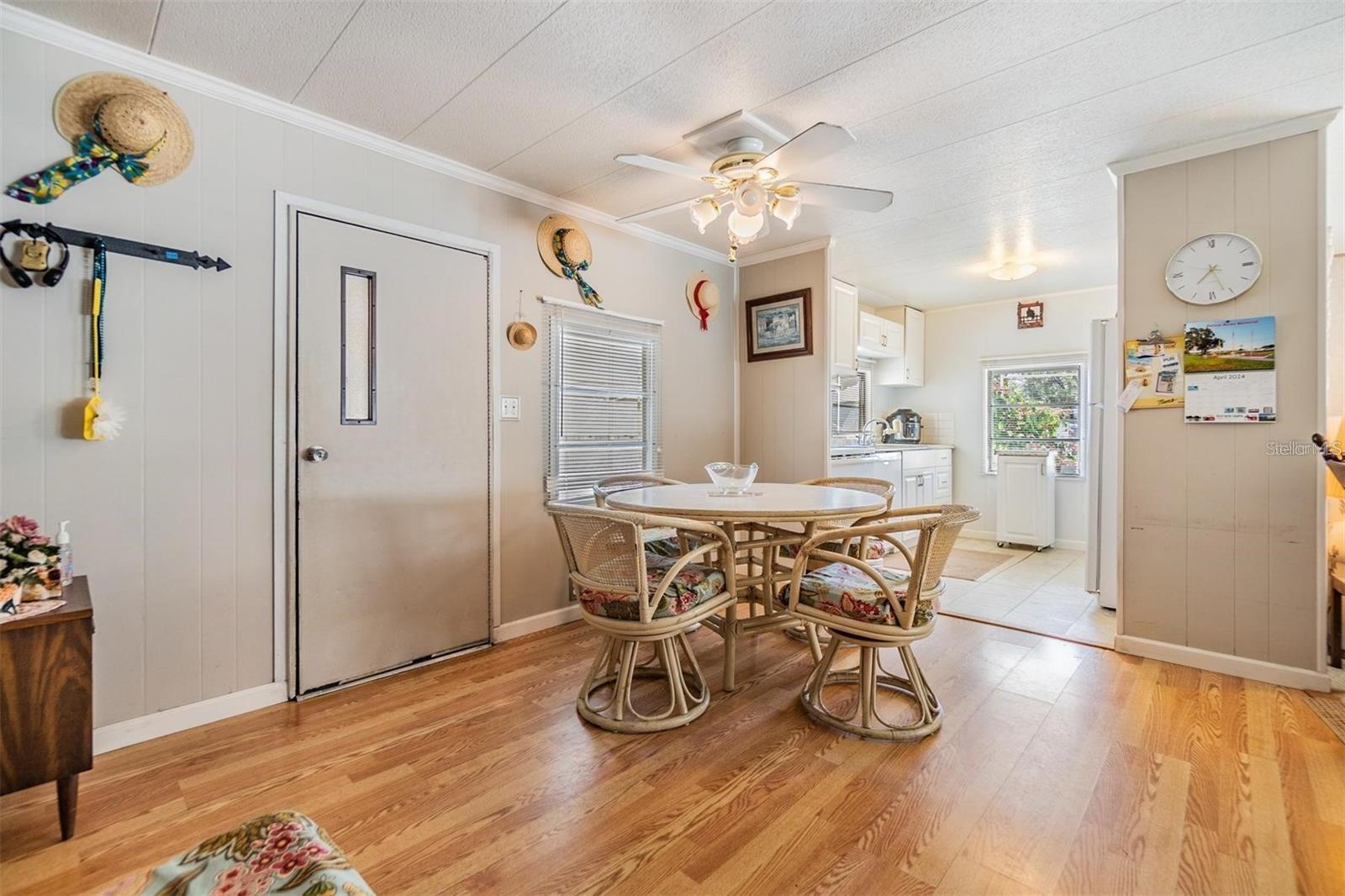 37021 SANDRA AVE — photo 12