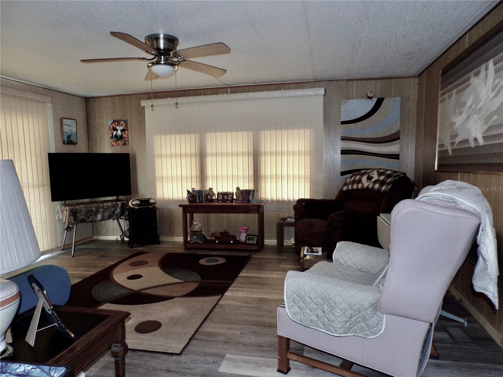 37021 SANDRA AVE — photo 16