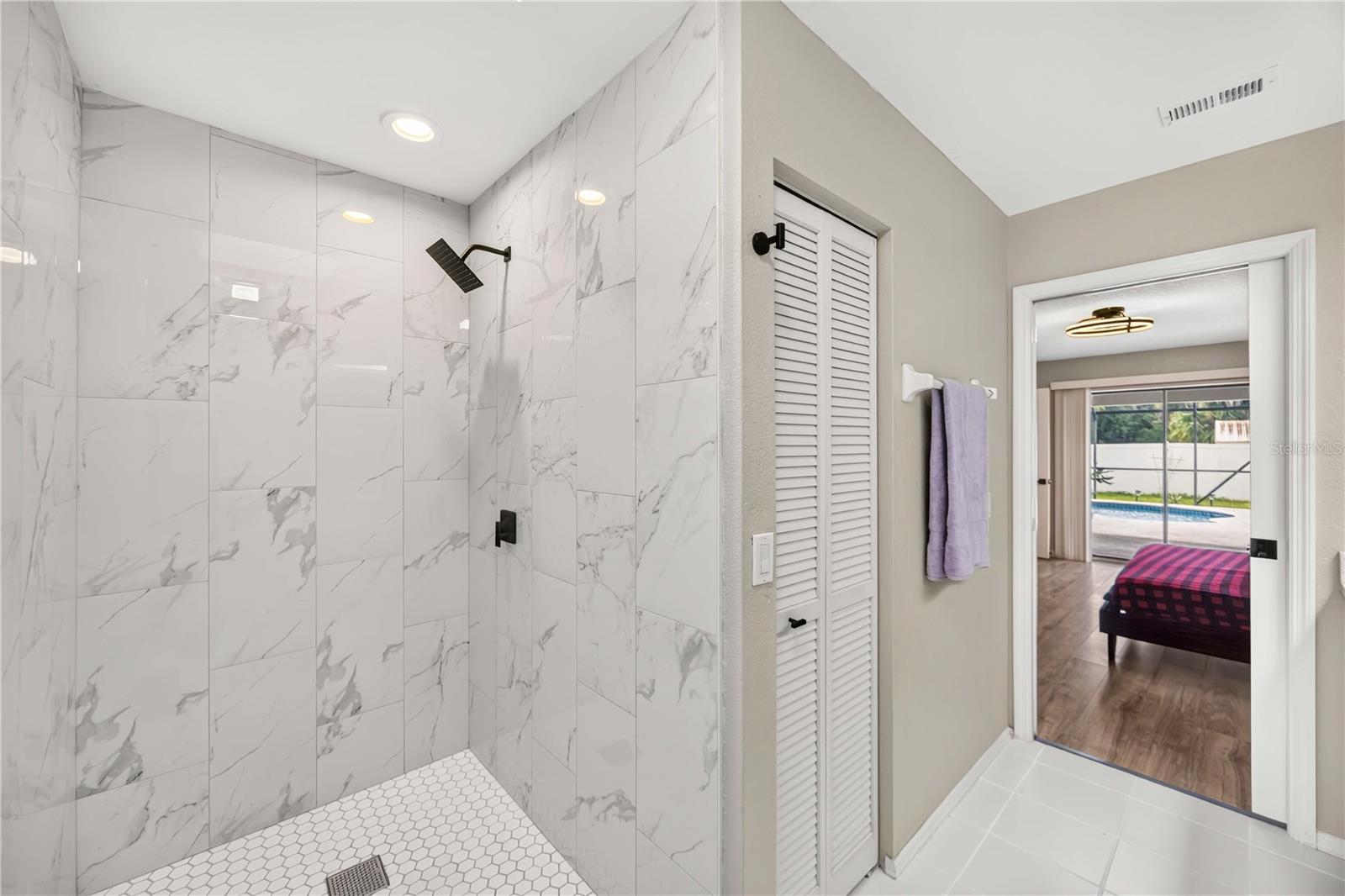 3813 S CRANBERRY BLVD — photo 28