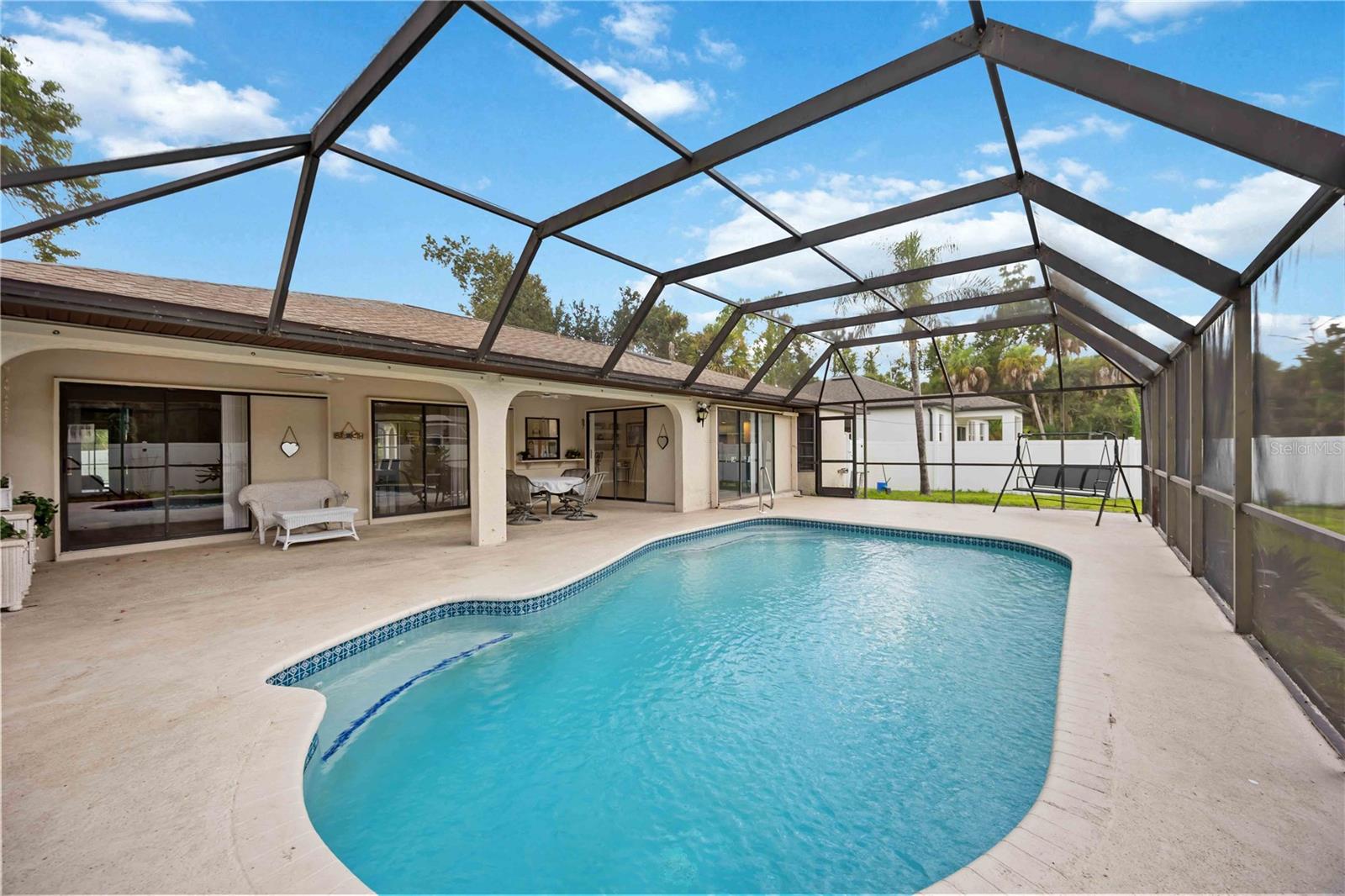 3813 S CRANBERRY BLVD — photo 3