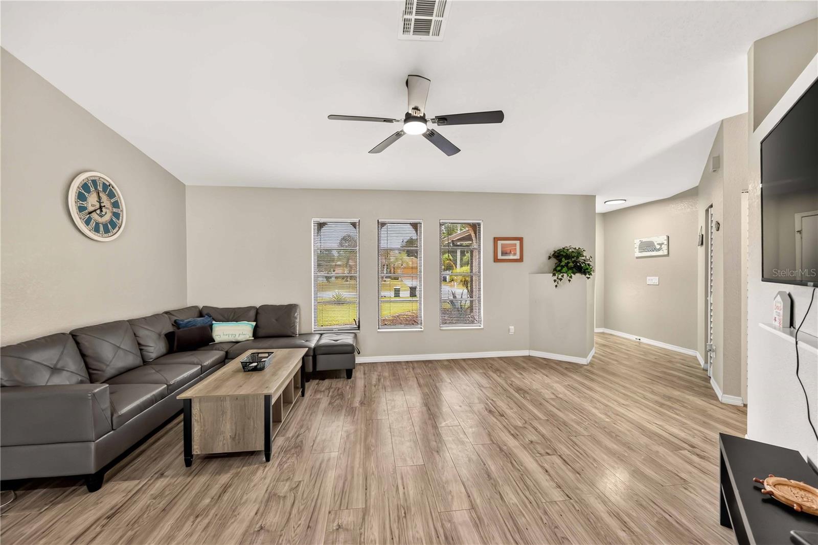 3813 S CRANBERRY BLVD — photo 9