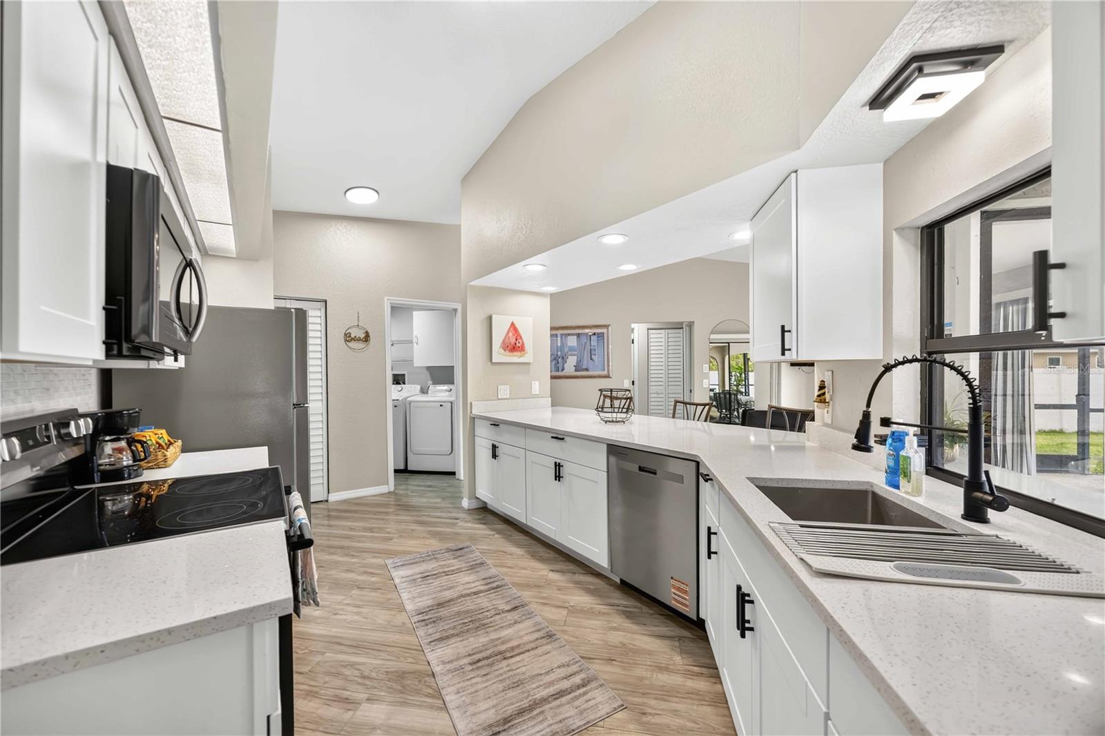 3813 S CRANBERRY BLVD — photo 13