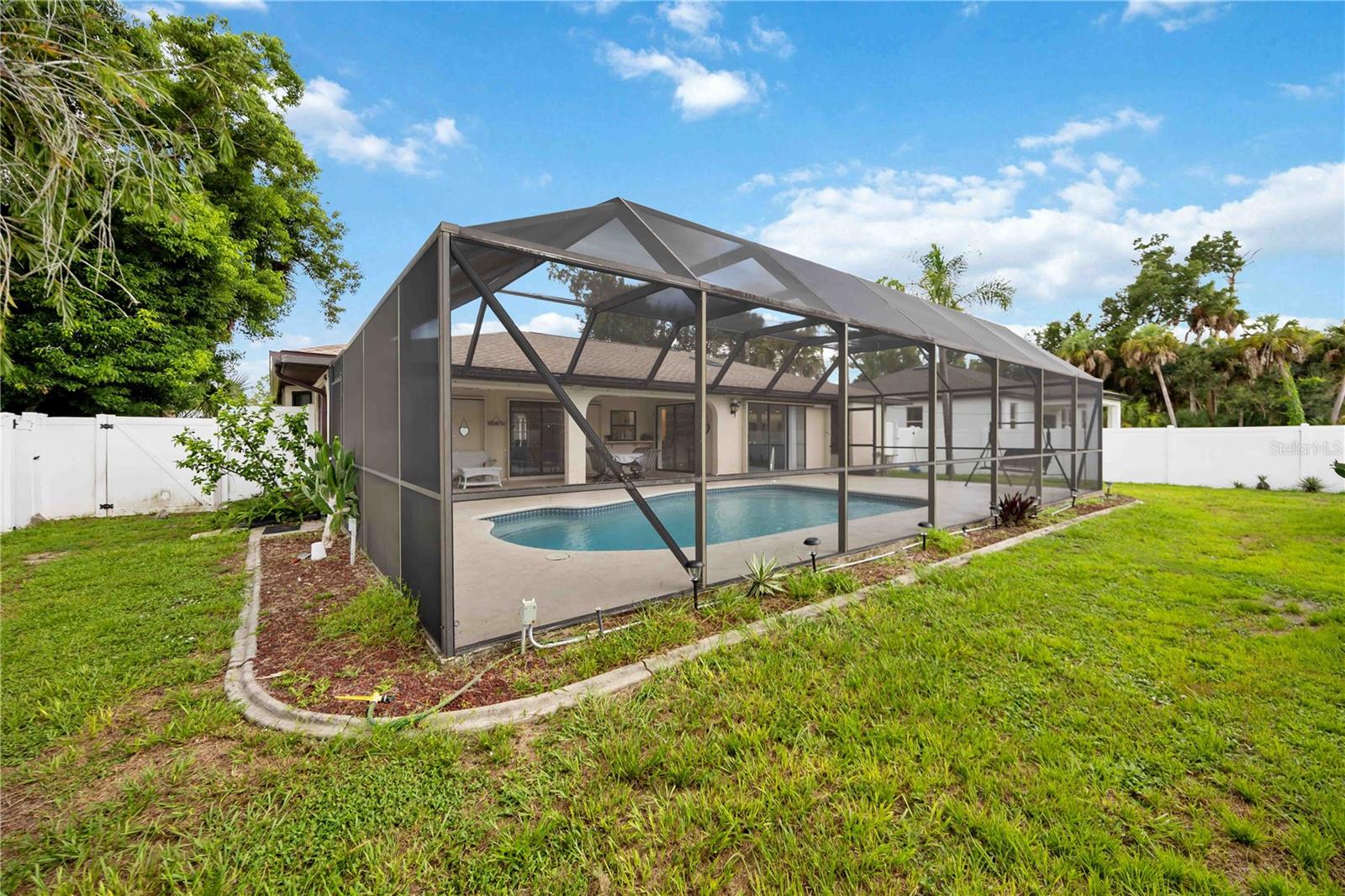 3813 S CRANBERRY BLVD — photo 32
