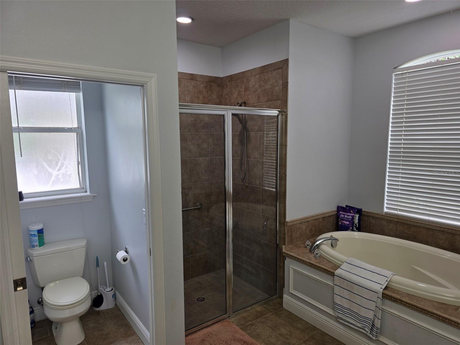 4644 SAWYER RD — photo 14