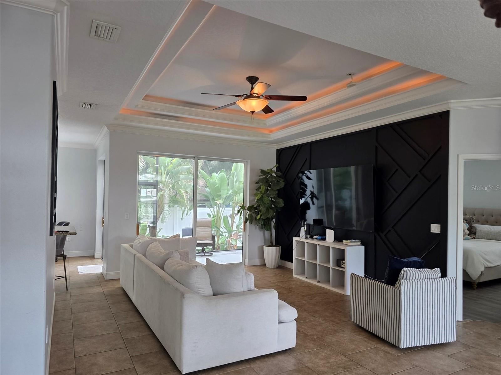 4644 SAWYER RD — photo 4