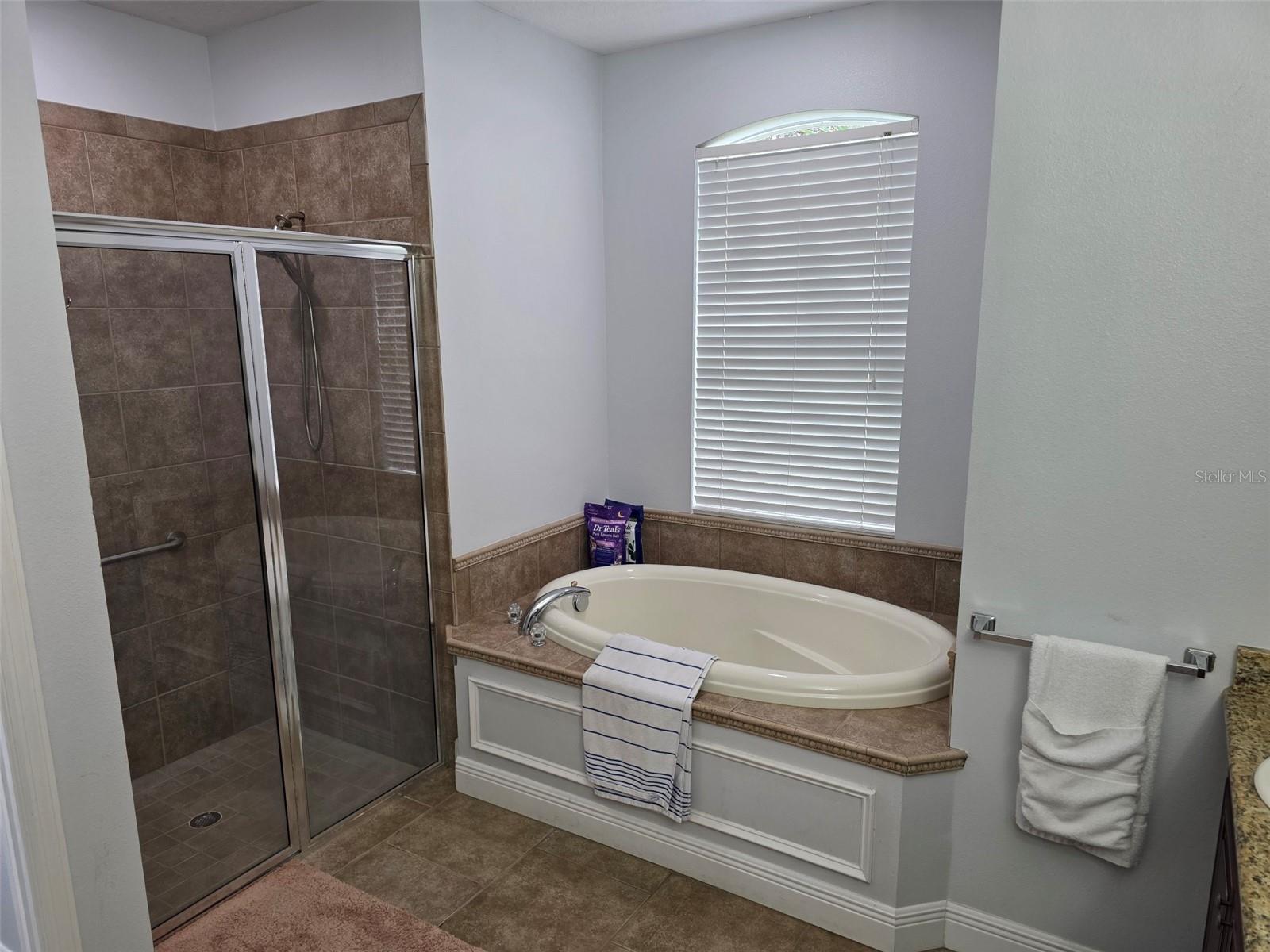 4644 SAWYER RD — photo 15