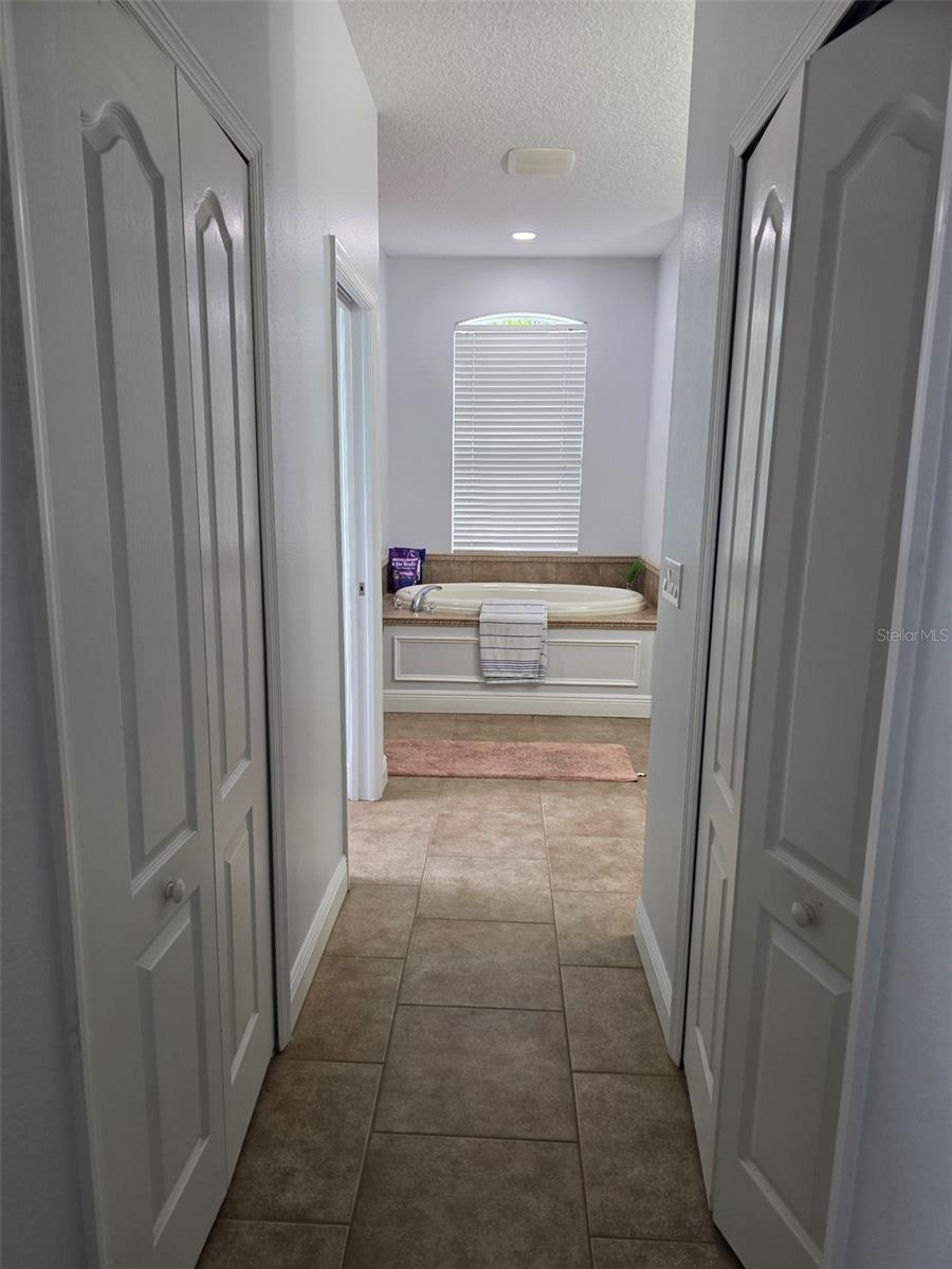 4644 SAWYER RD — photo 13