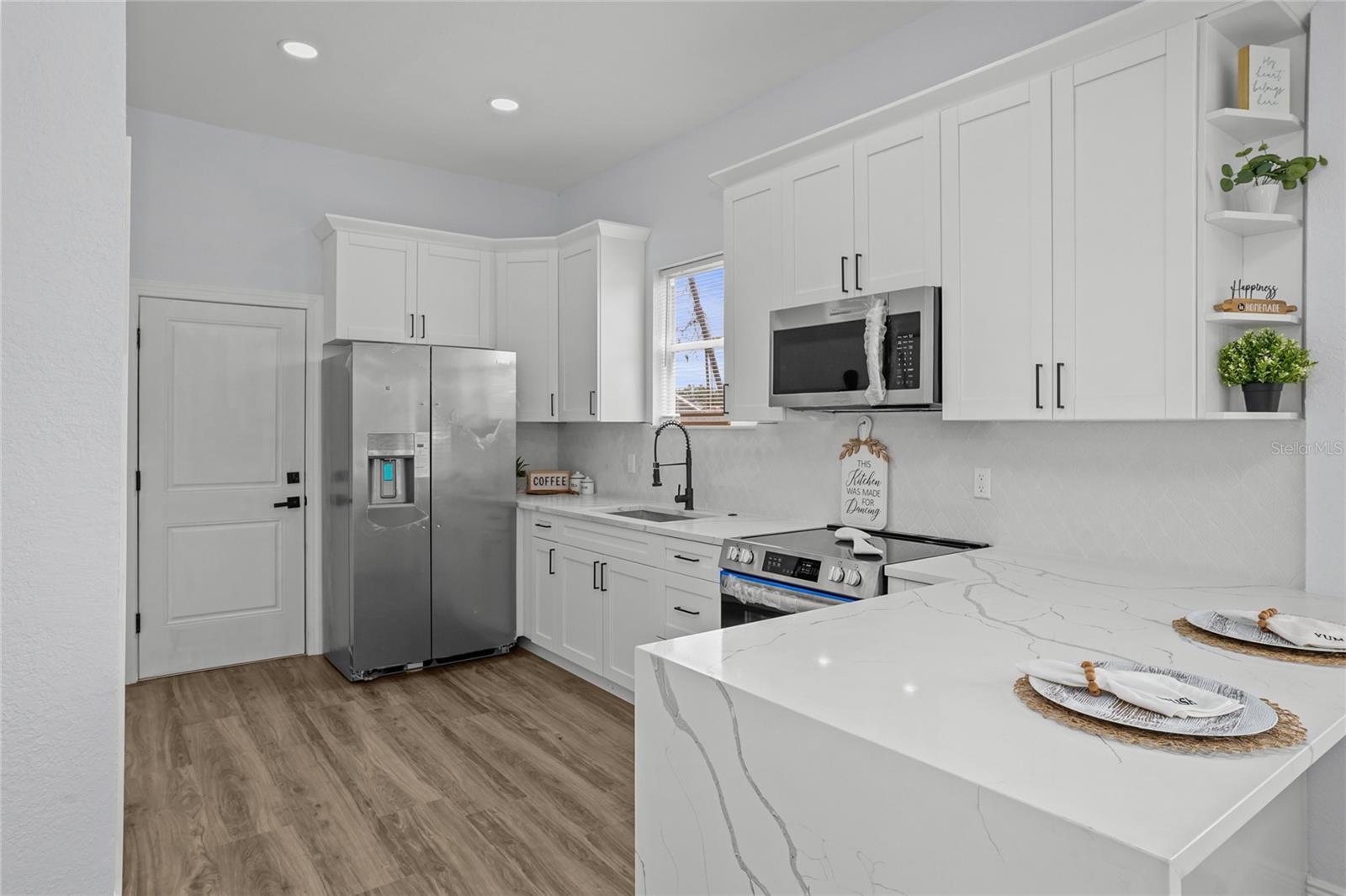 2517 W PALMETTO ST — photo 11