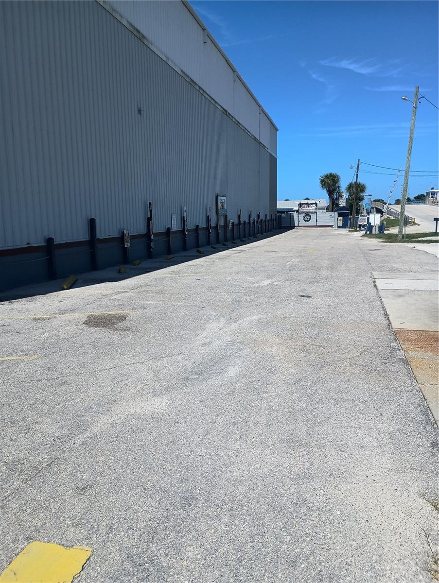 100 CIRCUIT RD #N60 — photo 26