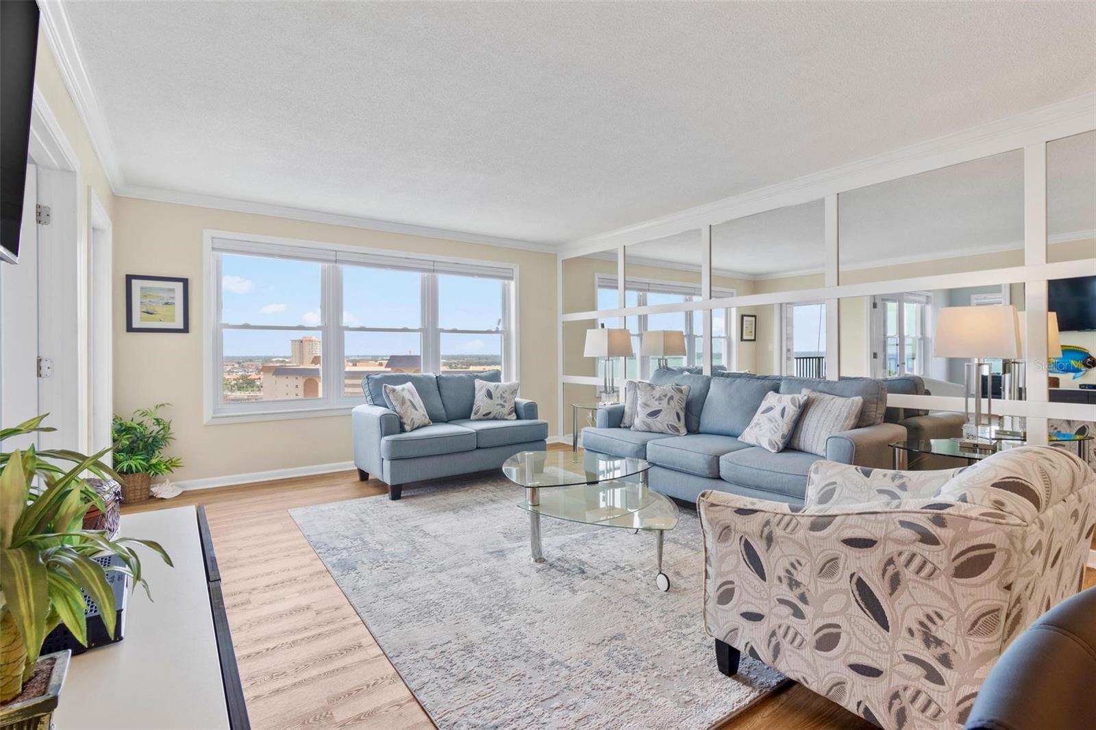 5220 BRITTANY DR S #1309 — photo 4